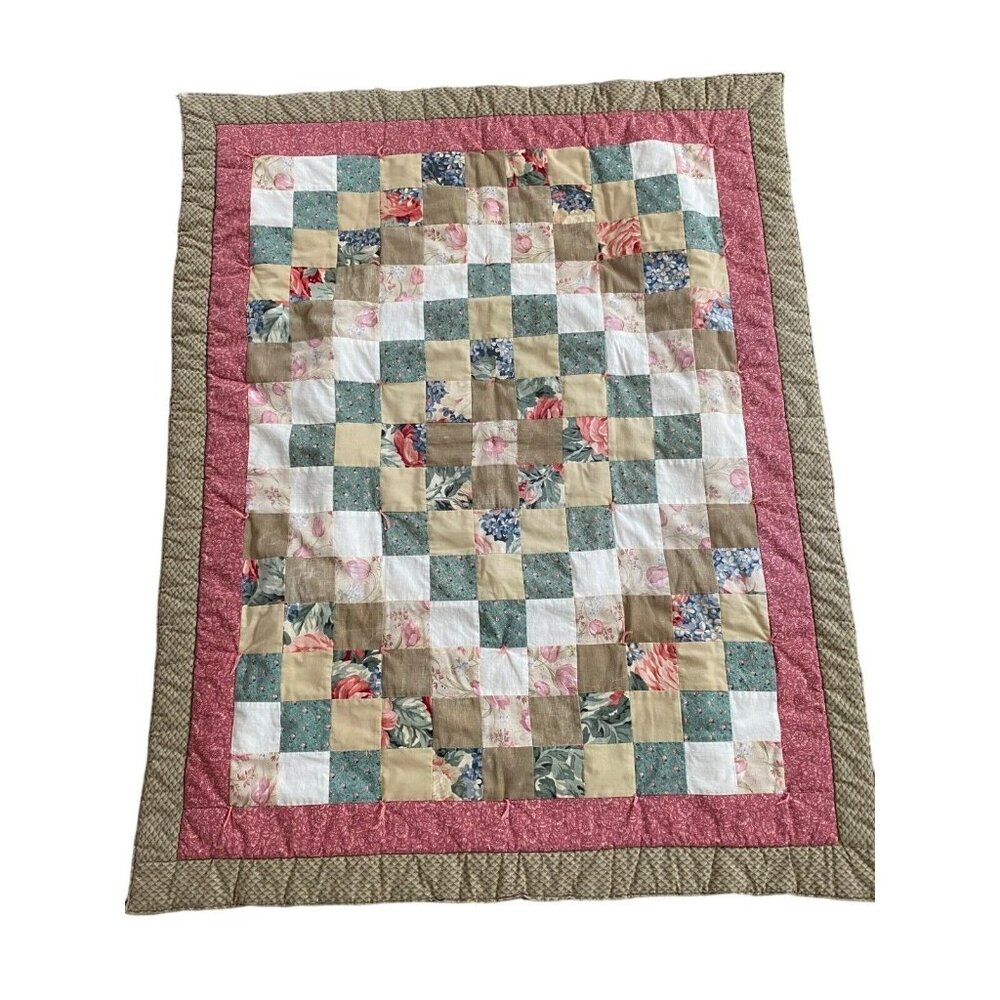 Floral pieced tied quilt pink Trip Around the World shabby chic lap‎ blanket 36"